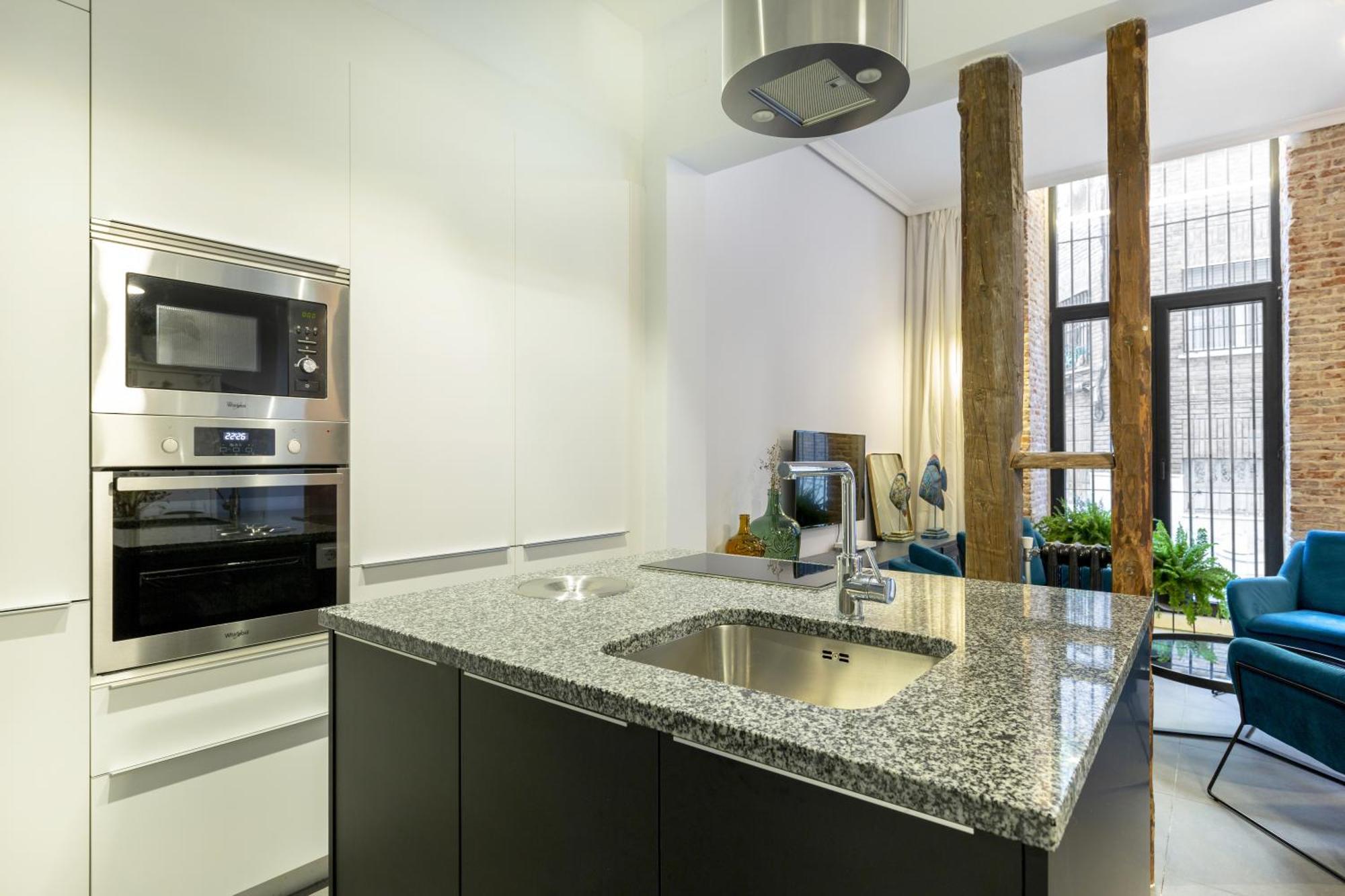 Apt Centrico Y Tranquilo De 2 Hab Madrid Ngoại thất bức ảnh